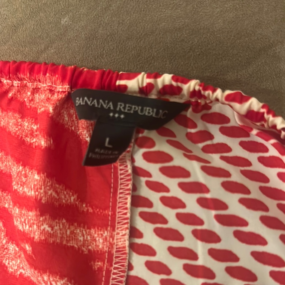 Red and White Patterned Halter Top - Picture 2 of 3